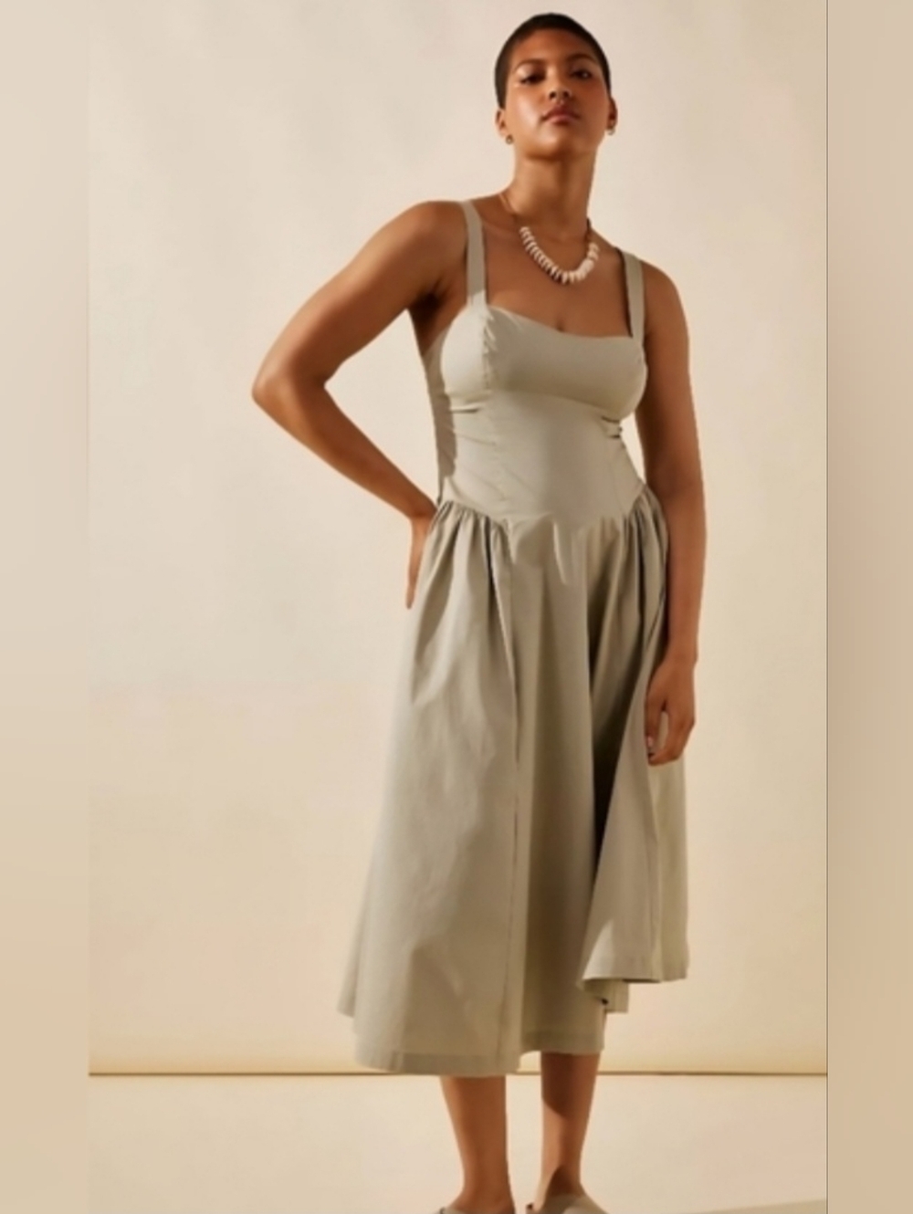 Free People- Women's S Sage Square-Neck Midi Dress with Gathered Skirt With Pock